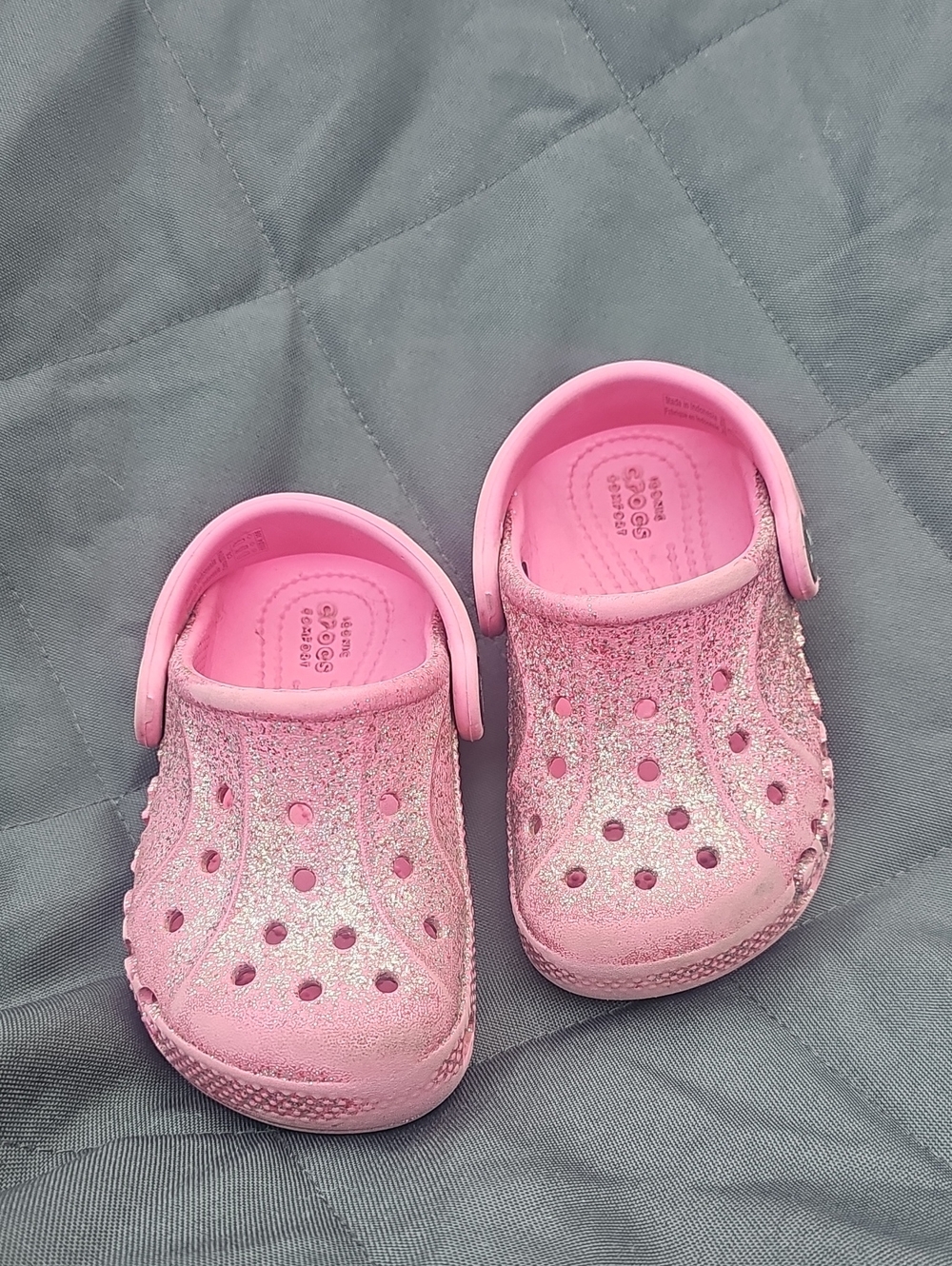 CROCS Kids Pink Glitter Clog Sandals with Heel Strap G6